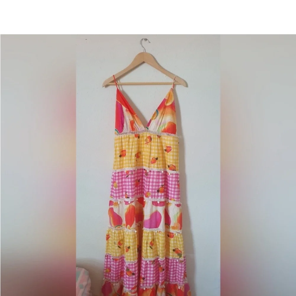 NWT FARM RIO MIXED PICNIC CASHEW MAXI DRESS IN MIX PRINT - Picture 4 of 6
